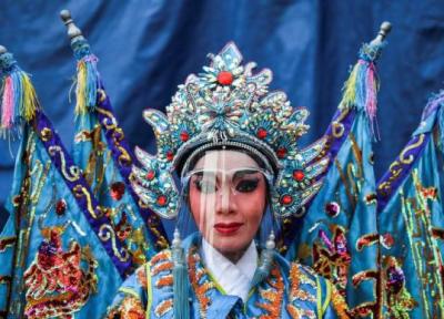 سال نو چینی در سایه کرونا، از دعا در معابد تا جشن خیابانی (