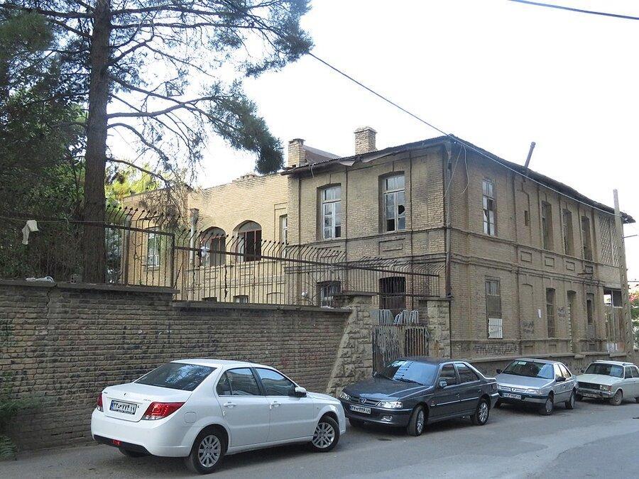 دومین بیمارستان تاریخی ایران در آتش سوخت دومین بیمارستان تاریخی ایران در آتش سوخت