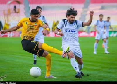 لیگ برتر فوتبال، فزونی سپاهان و مس رفسنجان در نیمه اول