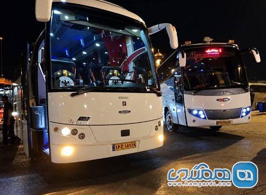 تجربه سفر شبانه با اتوبوس؛ نکاتی برای راحتی بیشتر در جاده